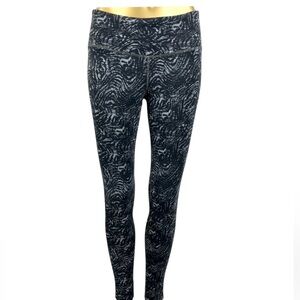 Athleta Chaturanga Leggings, Recycled Polyester Lycra Stretch Small, Bla…